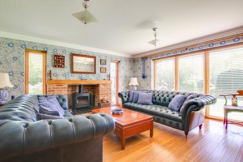 Greenholm North Weirs, Brockenhurst, SO42 7QA