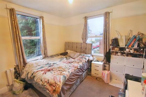 3 bedroom end of terrace house for sale - Greenfield Road, Harborne, Birmingham