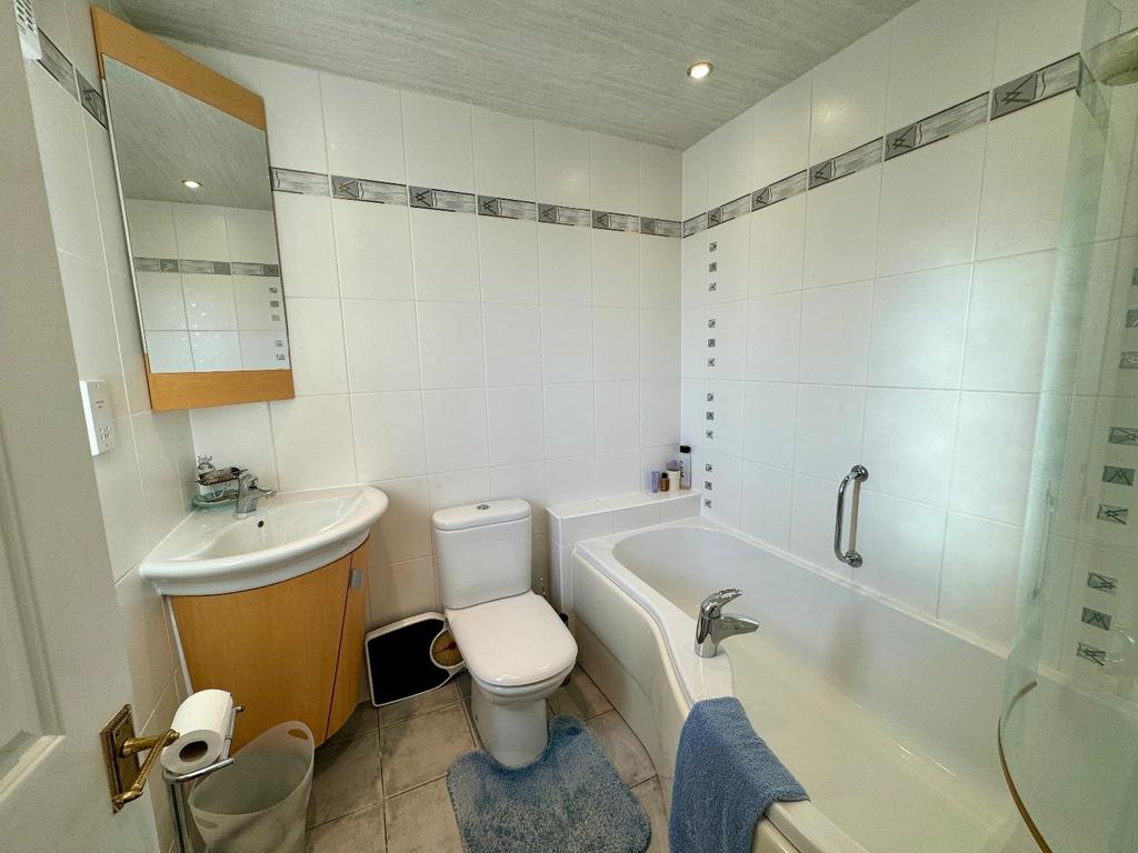 Bathroom/w.c.