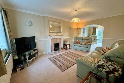 7 Hendren Close, Darlington, DL3 0JD