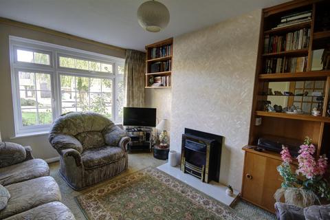 5 Fleming Way, Tonbridge, TN10 4RX