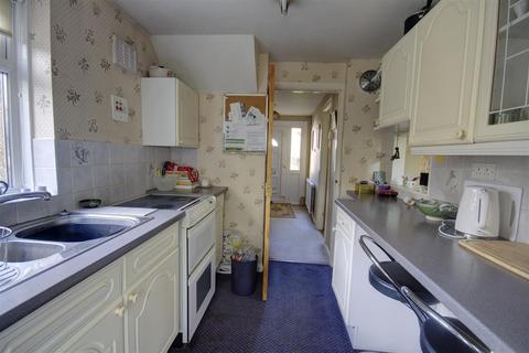 5 Fleming Way, Tonbridge, TN10 4RX