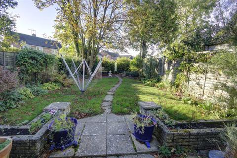 5 Fleming Way, Tonbridge, TN10 4RX