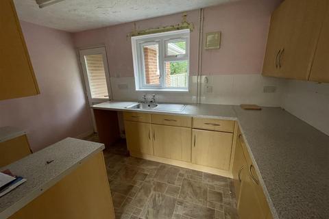 36 Bulbery, Abbotts Ann, Andover, SP11 7BN