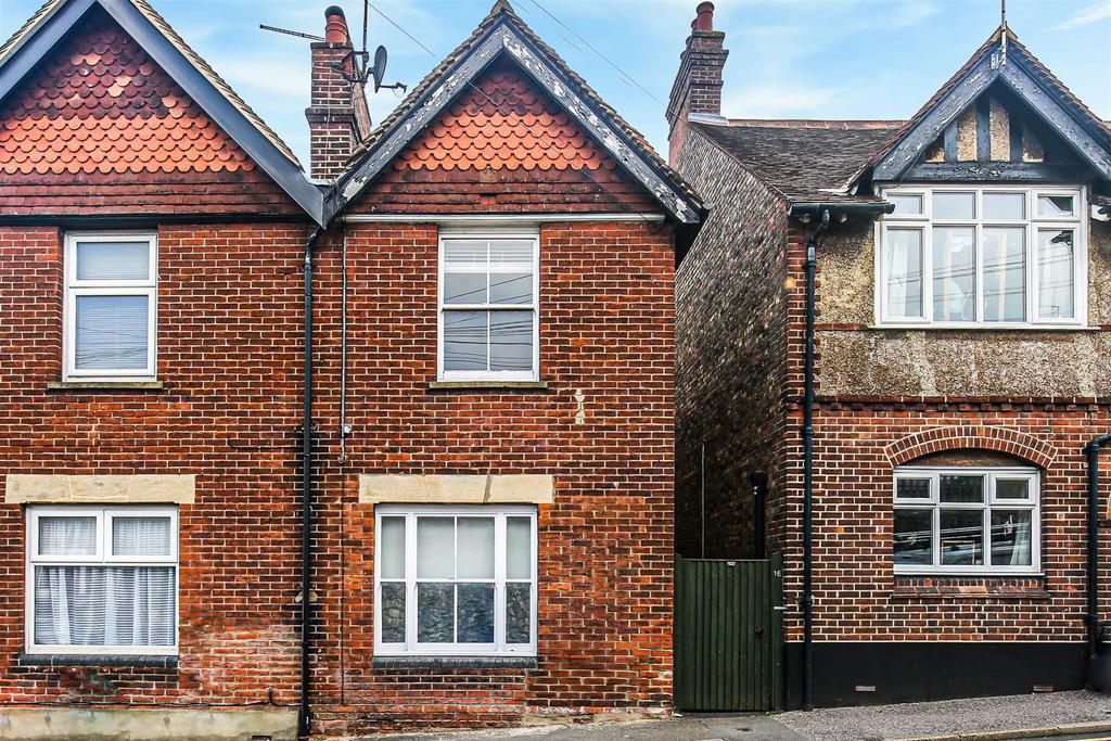 London Road, Westerham TN16 1 bed flat £1,000 pcm (£231 pw)
