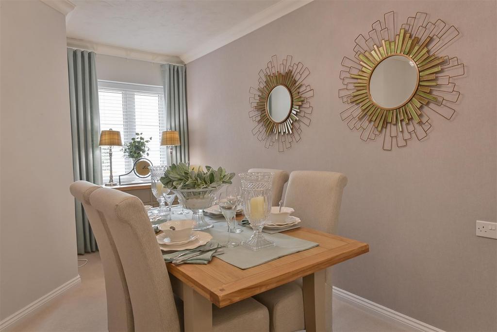 St Andrews Lodge Chippenham two bed Dining room.jp