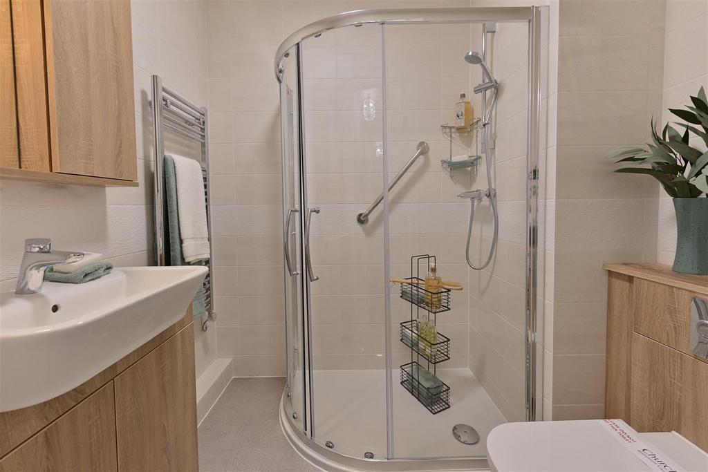 St Andrews Lodge Chippenham   two bed Shower room.