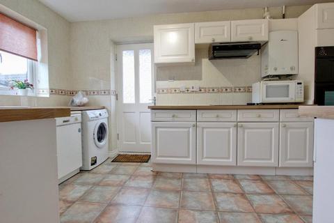 3 bedroom house to rent - Guildford Close, Beverley