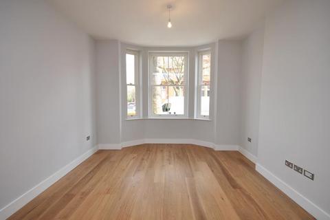 1 bedroom flat for sale, Park House, Avenue Road, Leamington Spa