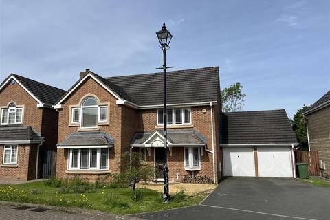 9 Argyle Drive, Chippenham, SN14 6RP