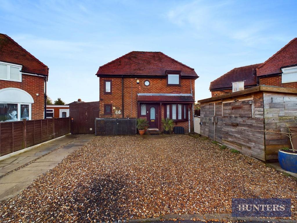 Sewerby Crescent, Bridlington 2 bed detached house for sale £175,000