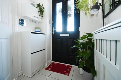 72 Grosvenor Road, Kingswood, Hull, HU7 3DS