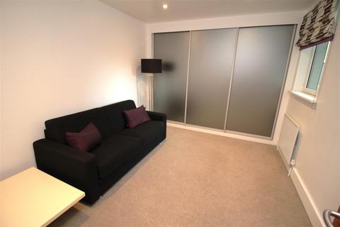 3 bedroom flat for sale, Dolphin Quays, The Quay, Poole