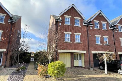 3 bedroom end of terrace house for sale - Ice House Quay, Oulton Broad