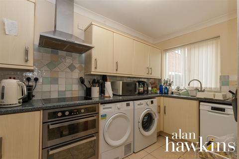 57 Fairfield, Royal Wootton Bassett, Swindon, SN4 7HJ