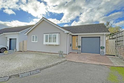 2 bedroom detached bungalow for sale, Orchard Close, Uffculme, Cullompton