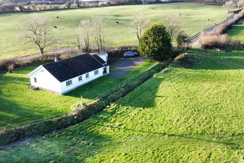 2 bedroom property with land for sale - Llanteg, Narberth