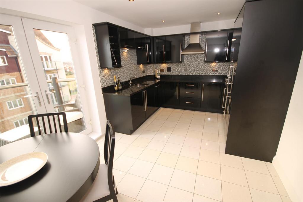 Kitchen diner