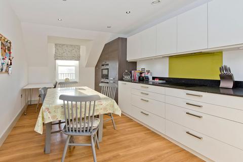 3 bedroom flat for sale, Abbey Park Avenue, St Andrews, KY16