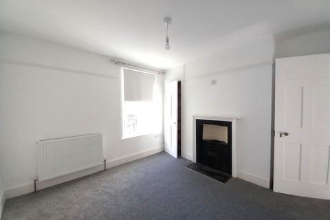 2 bedroom terraced house to rent, Paragon Street, Ramsgate