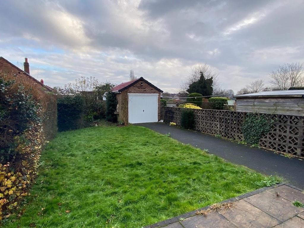 Reginald Road South, Derby DE21 3 bed semi-detached house - £215,000