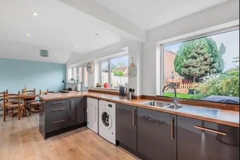 20 Castlefields, Leominster, HR6 8BJ