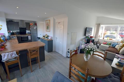 20 Castlefields, Leominster, HR6 8BJ
