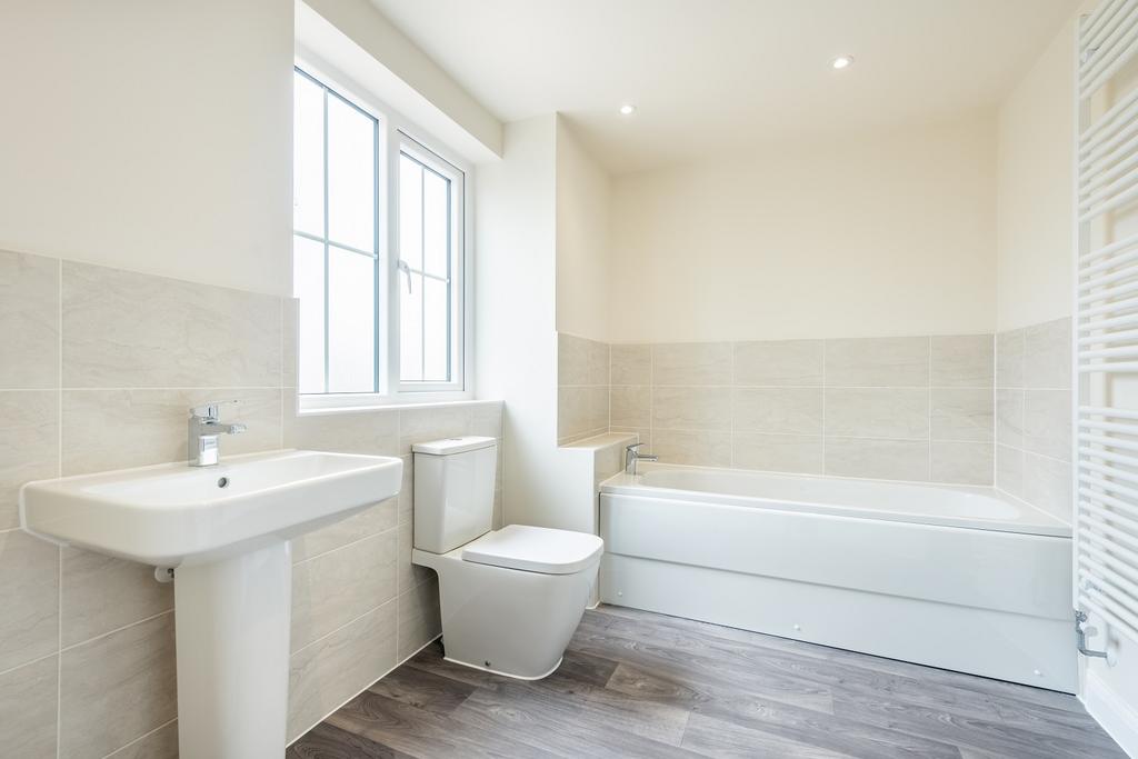 Bdw cambs alconbury elmsthorpe plus bathroom