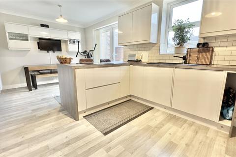 5 Abbots Way, West Kirby, Wirral, CH48 6EH