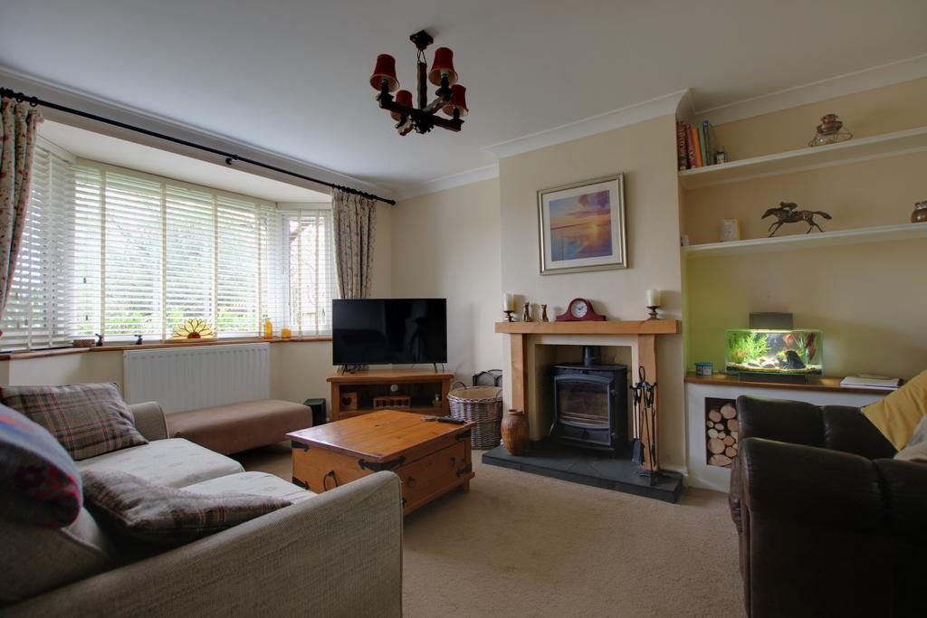 Timsbury Crescent, Havant 2 bed semidetached house for sale £270,000