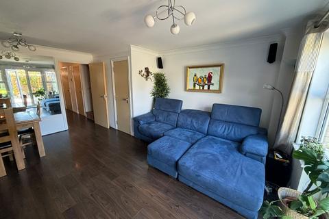 34 Critchley Avenue, Dartford, DA1 2GF