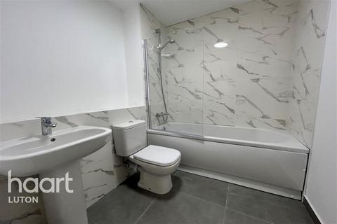 1 bedroom flat to rent - White Rose Apartments, Luton