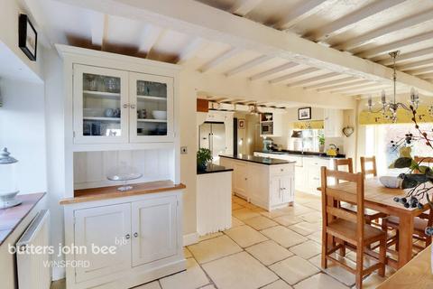 4 bedroom barn conversion for sale, Cornhill Barn, Long Lane, Cheshire