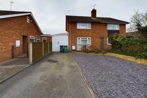 3 bedroom semi-detached house to rent - Stirling Way, Tuffley, Gloucester, Gloucestershire, GL4