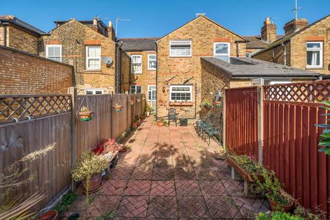 63 Elm Road, Windsor, SL4 3NB
