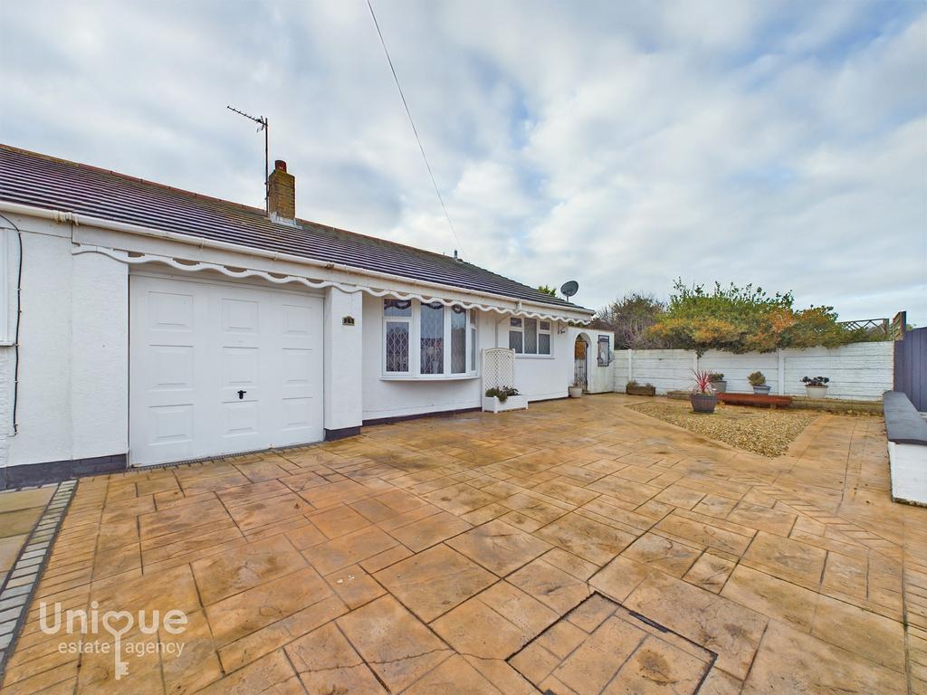 Inglewood Close, Fleetwood, FY7 2 bed bungalow for sale £225,000