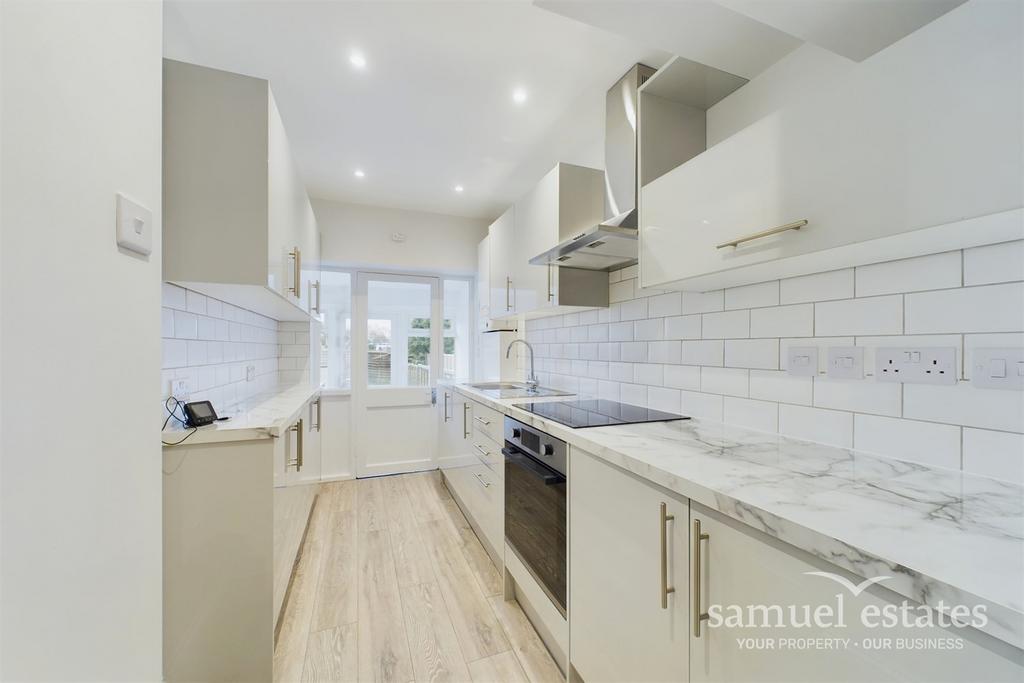 House in Thornton Heath - View 4