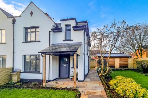 4 bedroom semi-detached house for sale, Yew Tree Lane, Harrogate, HG2