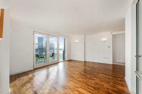 New Providence Wharf, Fairmo nt Avenue, London, E14