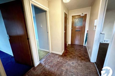 Flat 6, Glen Court Burnt Ash Hill, London, SE12 0AF