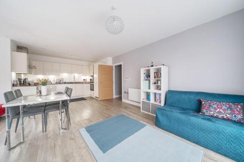 2 bedroom flat for sale, Lower Sunbury,  Sunbury-on-Thames,  TW16