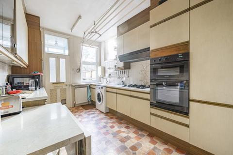 82 Boileau Road, London, W5 3AJ