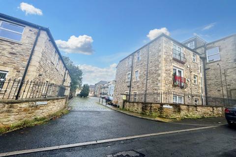 3 bedroom flat for sale, Anderson Court, Burnopfield, Newcastle upon Tyne, Durham, NE16 6LY