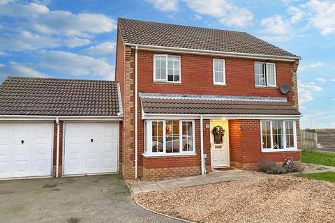 4 bedroom detached house for sale, Drovers Close, Ramsey, PE26