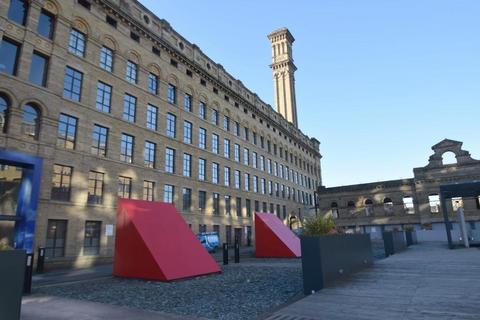 2 bedroom flat to rent, Lilycroft Road, Bradford, BD9