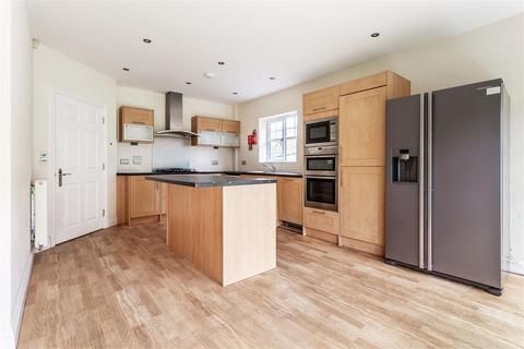 25 Knox Road, Guildford, GU2 9AH