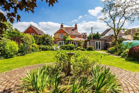 4 bedroom detached house for sale, Bridge Road, Cranleigh, Surrey, GU6