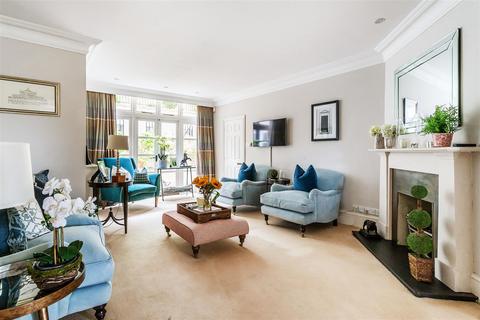undefined, Snowdenham Hall, Snowdenham Lane, Bramley, Surrey, GU5