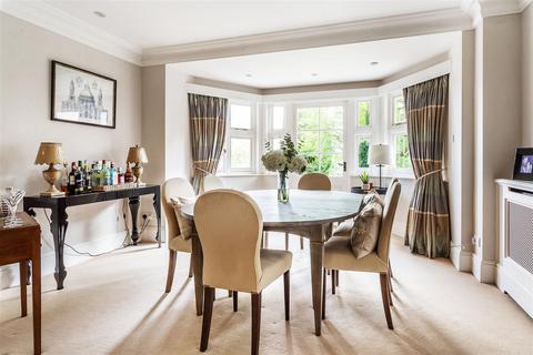 undefined, Snowdenham Hall, Snowdenham Lane, Bramley, Surrey, GU5