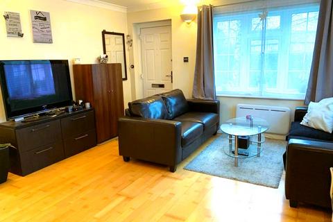 1 bedroom flat to rent, London Road, Slough SL3